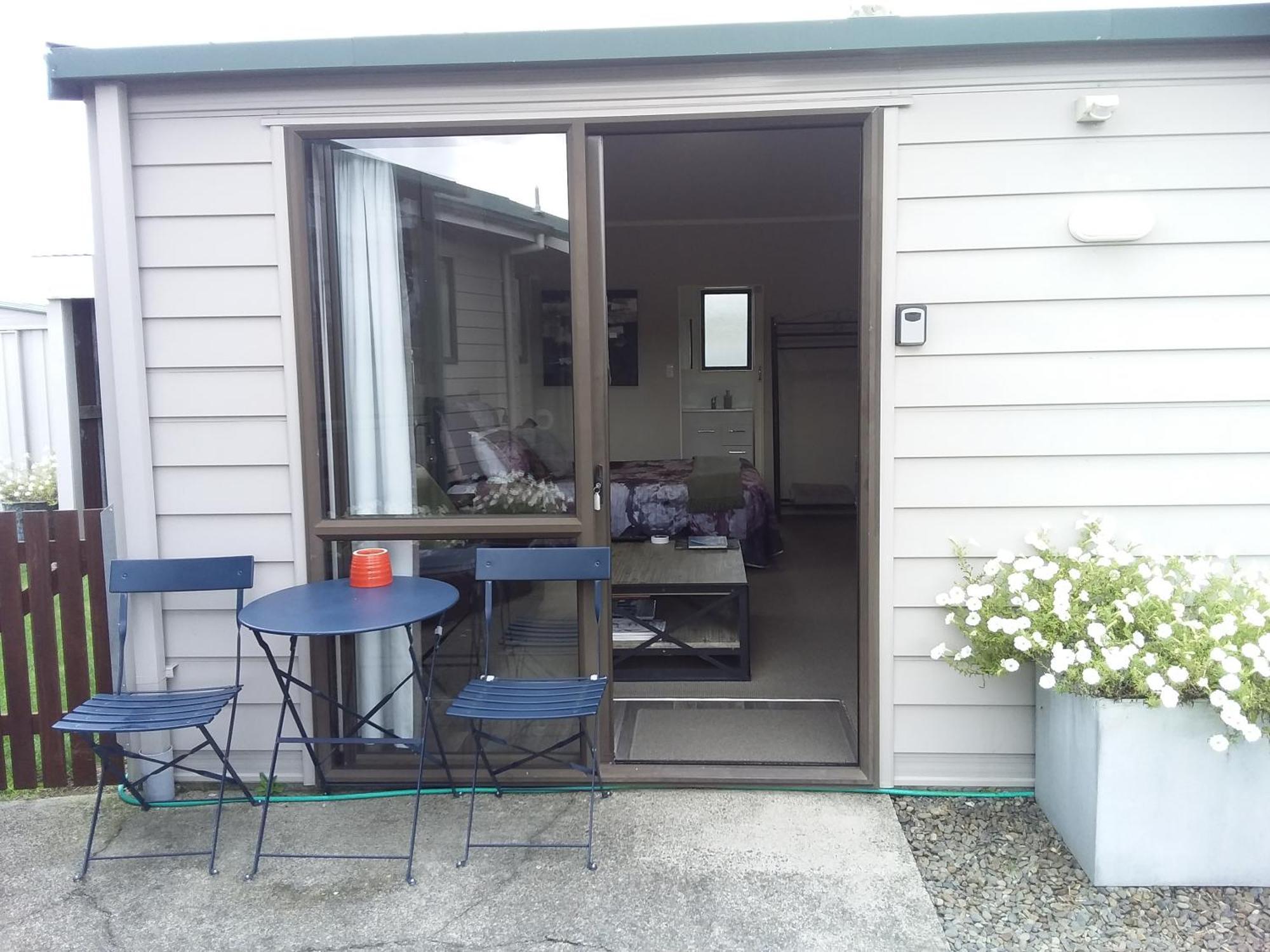 Chris And Dave'S B & B Otorohanga Exteriör bild